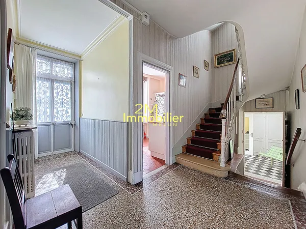 Maison 7 pièces 191 m²