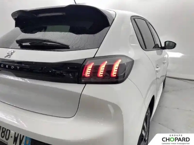 Peugeot 208 puretech 100 s&amp;s eat8 — photo 57