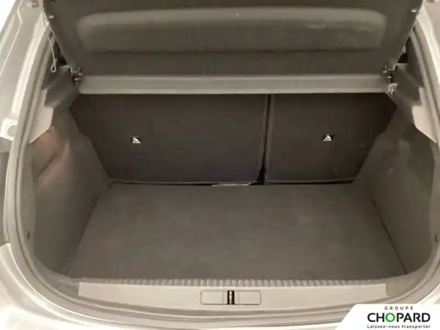 Peugeot 208 hybrid 136 e-dcs6 — photo 14