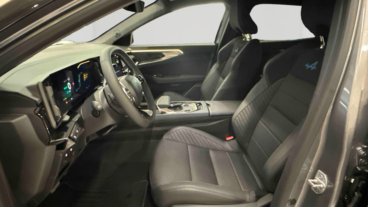 Renault Austral full hybrid E-Tech 200 ch — photo 11