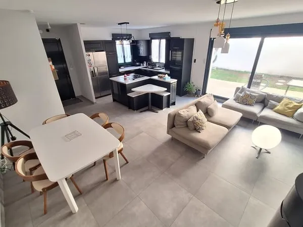Maison 5 pièces 137 m²