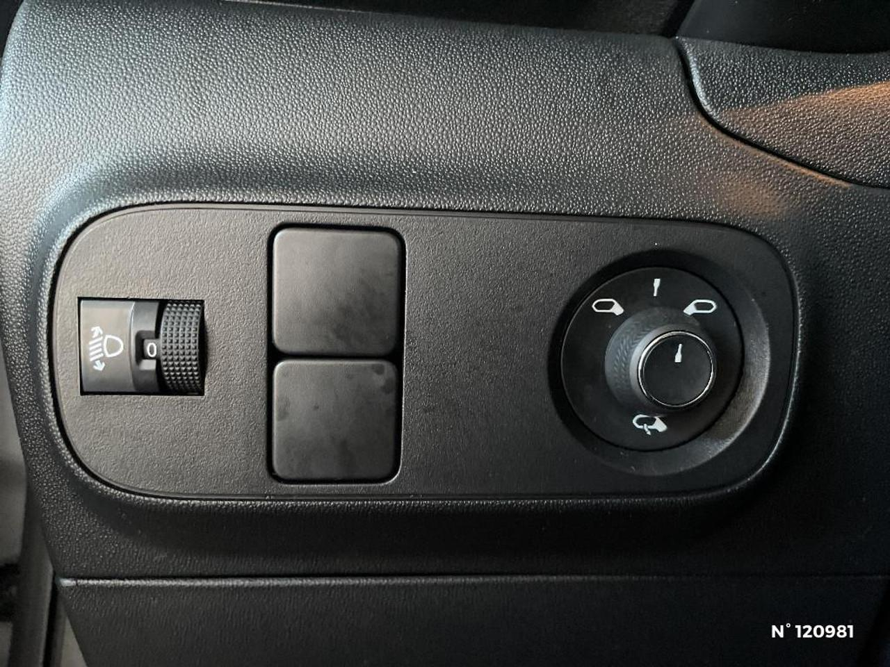 Citroën C3 puretech 83 s&s bvm5 c-series — photo 14