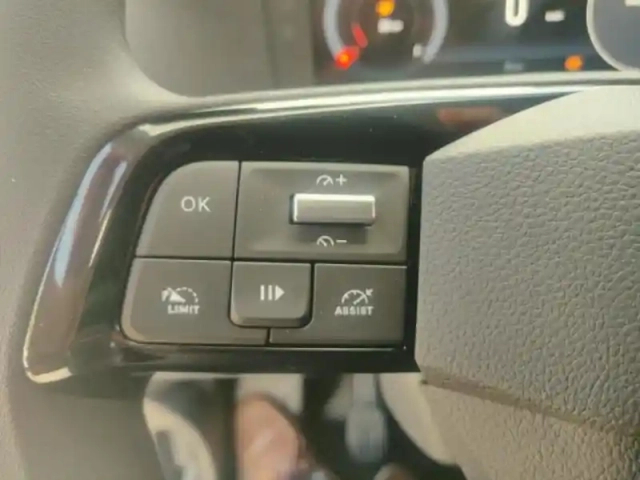 Fiat Scudo fg m 2.2 diesel 150ch pack premium connect — photo 12