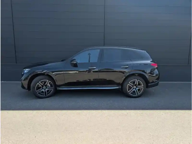 Mercedes Glc 300 de — photo 2