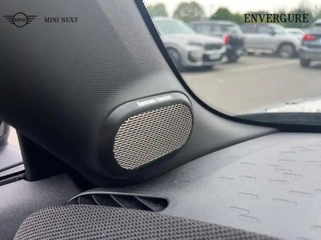 Mini Cooper 3 portes s 204ch jcw dkg7 — photo 14