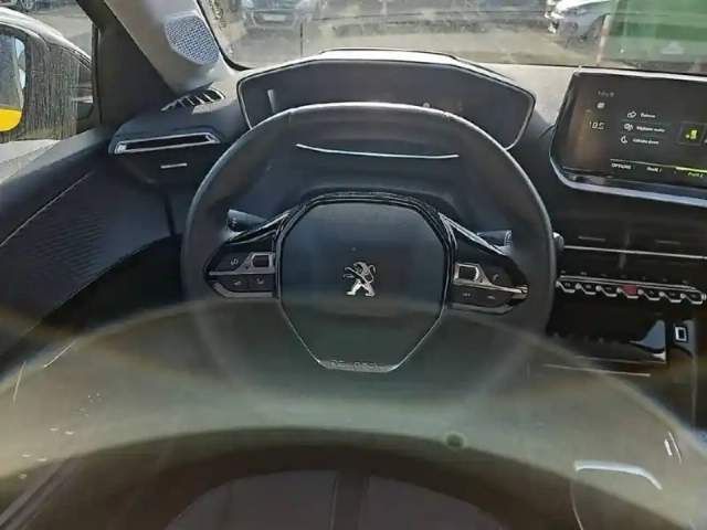 Peugeot 208 puretech 100 s&amp;s bvm6 — photo 30