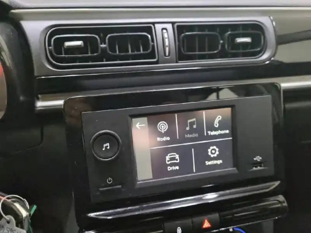 Citroën C3 puretech 83 s&amp;s bvm5 — photo 25
