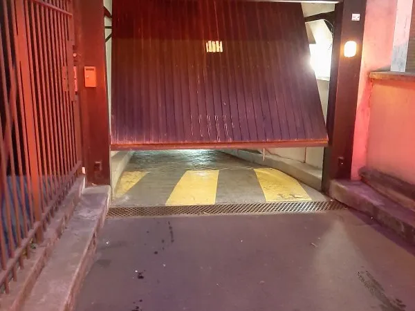 Loue Parking au Chemin Vert