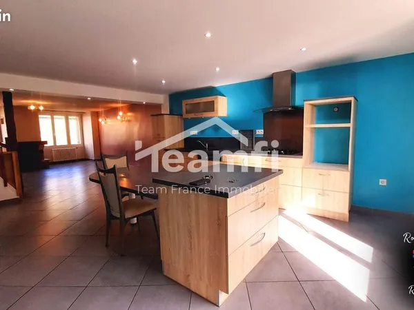 Maison de village 8 pièces 96 m²