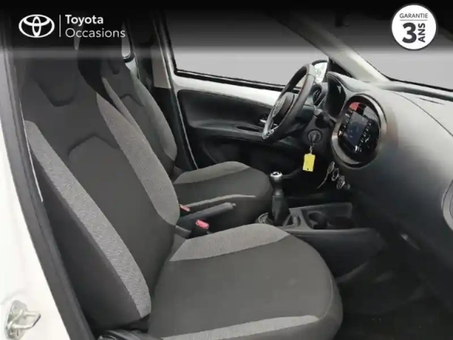 Toyota Aygo X 1.0 vvt-i 72ch dynamic my23 — photo 14