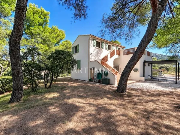 A Vendre Maison Avec Dependance Au Pied Du Luberon A Vidauque