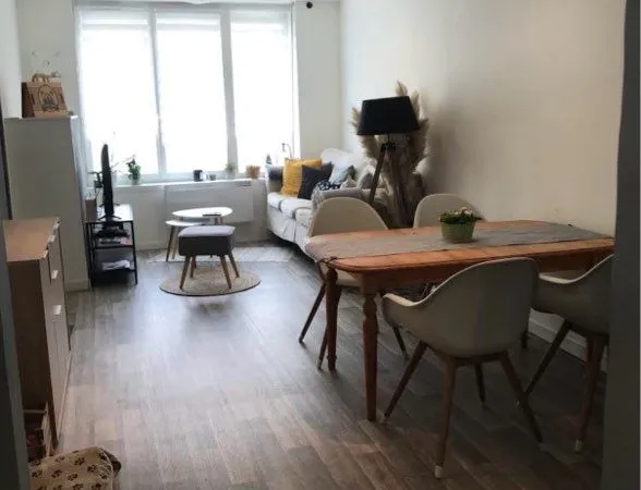 Appartement RDC avec cour