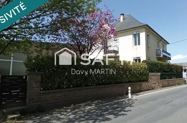Maison 10 pièces 220 m²