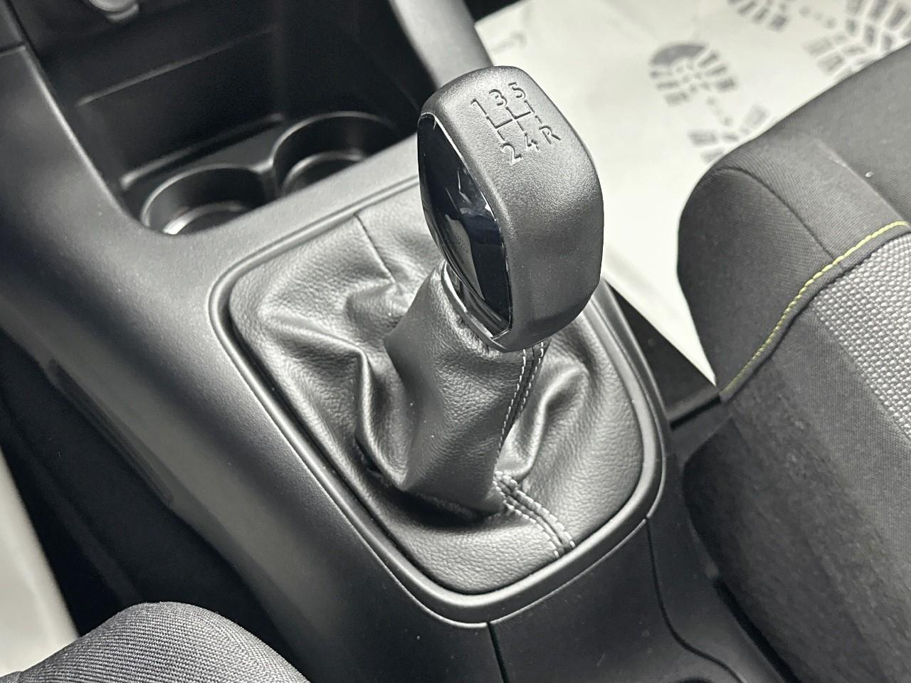 Citroën C3 puretech 83 ch bvm5 you — photo 27