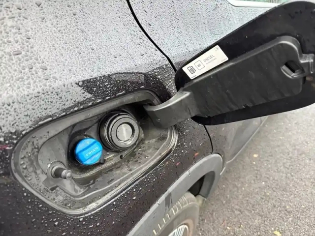 Volvo Xc40 d3 adblue 150 ch geartronic 8 — photo 8