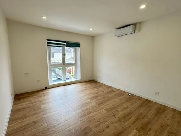 Bureau 13 m²