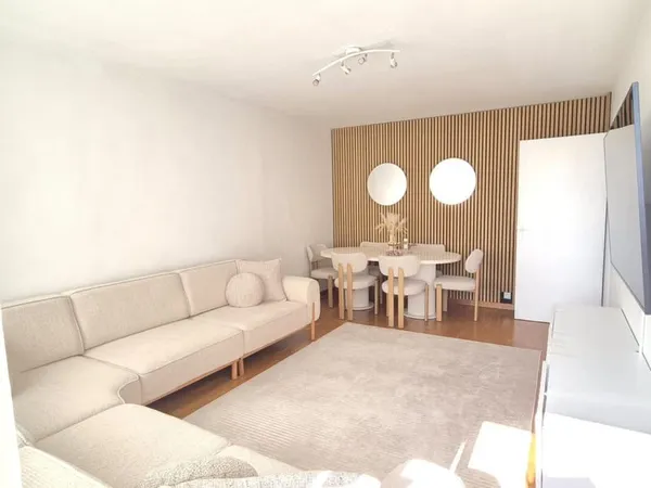 Bel appartement 3 pièces - Cave et Parking couvert - Le Mé