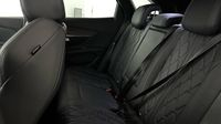 Peugeot 3008 HYBRID4 300ch GT Pack e-EAT8 — photo 13