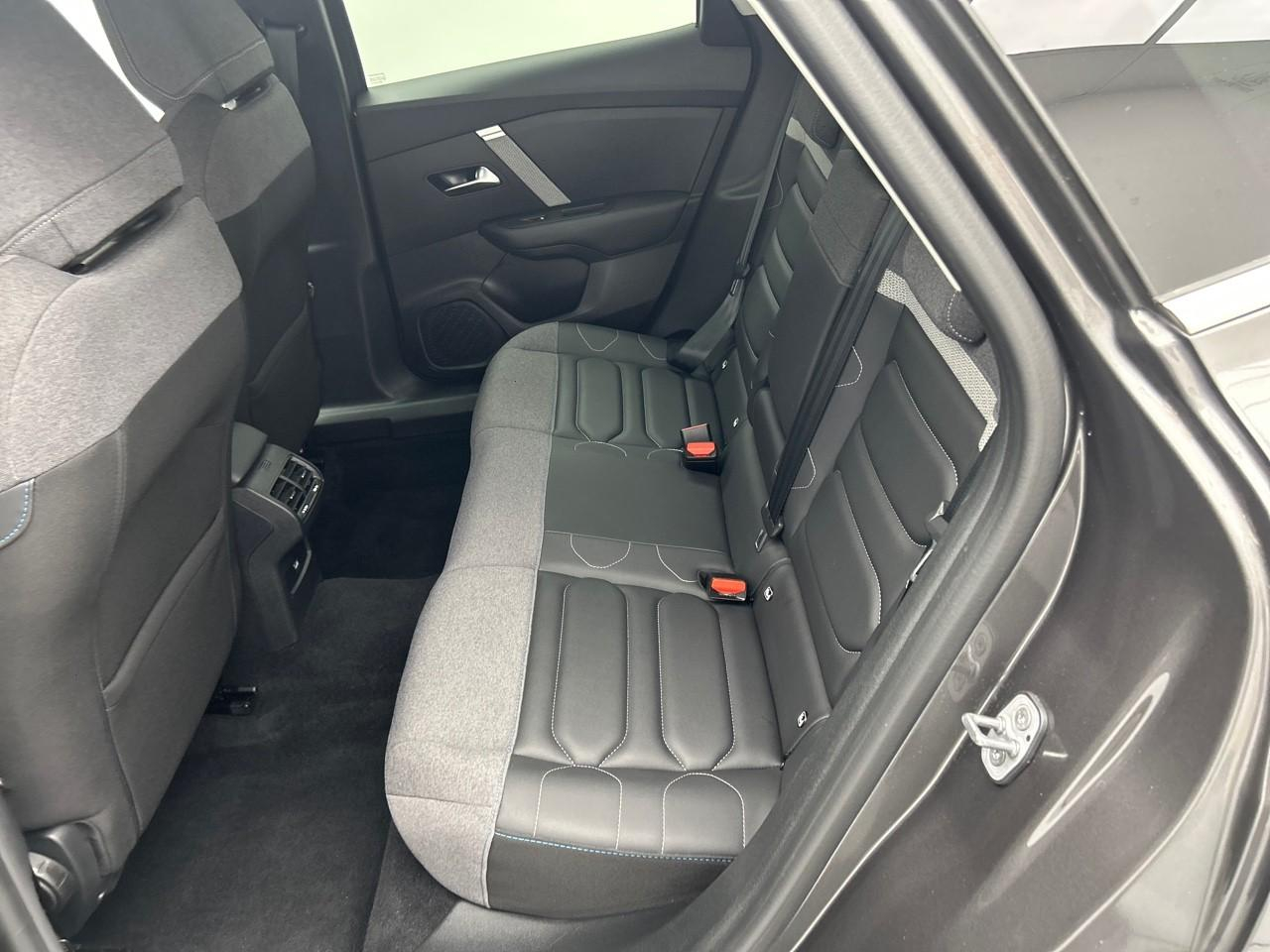 Citroën C4 X puretech 130 s&s eat8 shine — photo 13