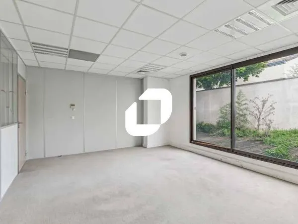 Bureaux 485 m²