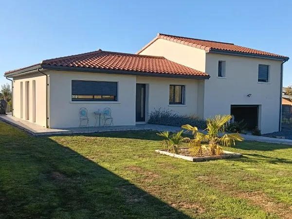 Maison récente de 122 m² à 15 minutes d'Aurillac
