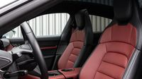 Porsche Taycan 598ch 4S avec batterie performance plus — photo 8