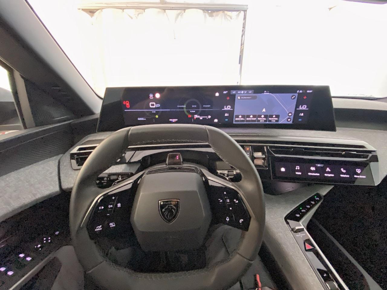 Peugeot 3008 hybrid 145 e-dcs6 allure — photo 12