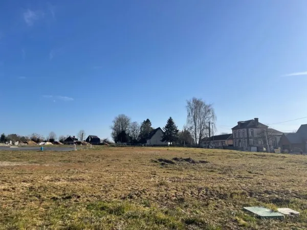 Terrain 792 m²