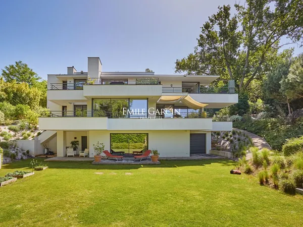 A vendre-Demeure style Californien-465 m²-La Celle St Cloud- terrain 2000 m²