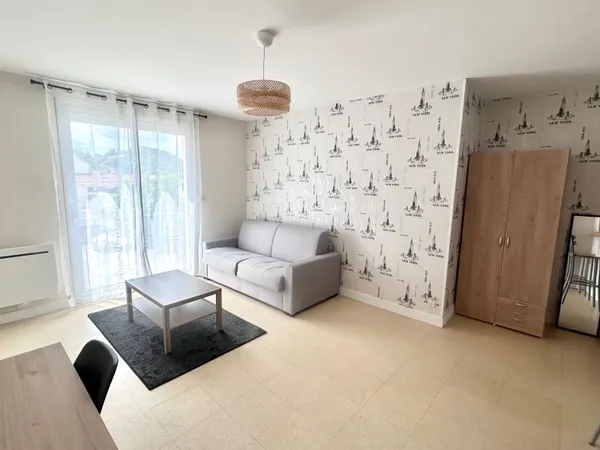 Studio 1 pièce 33 m²