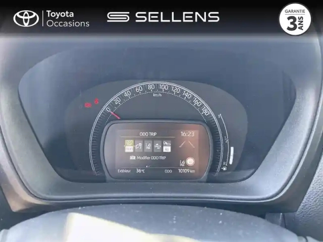 Toyota Aygo X 1.0 vvt-i 72ch active business my23 — photo 14