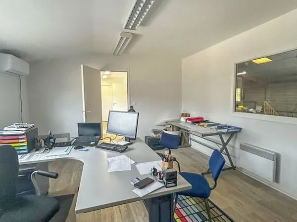 LOCAL D'ACTIVITE 320 m² BRIVE LA GAILLARDE