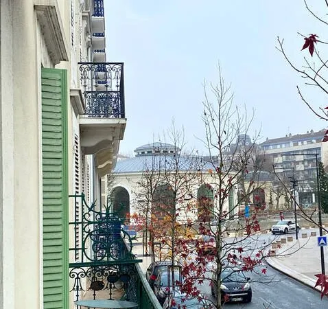 Vichy (Opéra / Parc des Sources) 104 m2 avec balcons