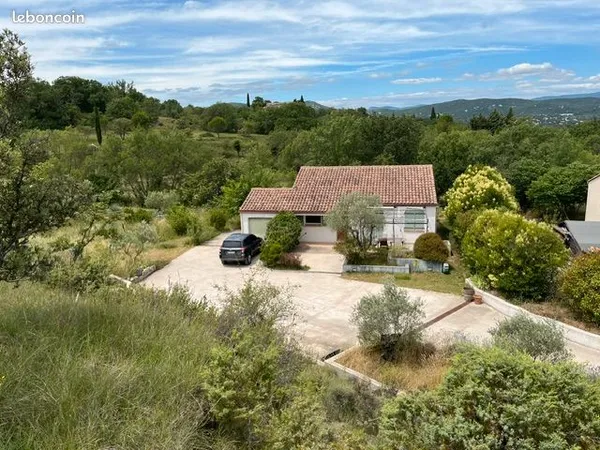 Hors lotissement, villa 3 chambres 96 m2 , terrain 2632 m2 ,