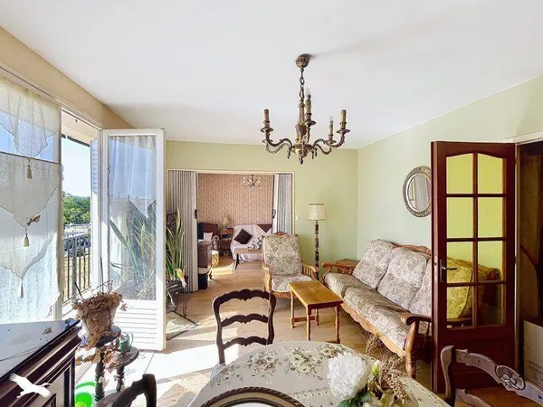 Appartement 6 pièces 86 m²