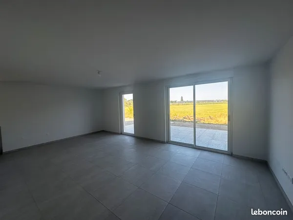 Appartement neuf avec terrasse et vue sur les prés