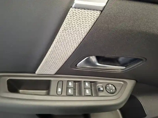 Citroën C4 puretech 130 s&amp;s bvm6 — photo 99