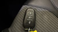 Peugeot 3008 1.5 BlueHDi 130ch S&S Allure EAT8 — photo 16
