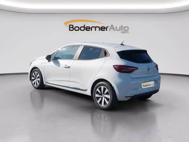 Renault Clio tce 90 — photo 13
