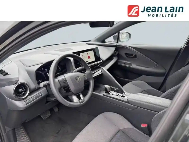 Toyota C-Hr hybride rechargeable 225 — photo 11