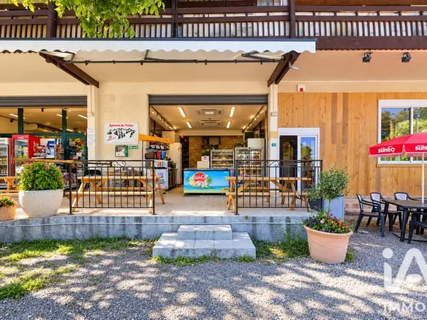 Fonds de commerce 1 pièce 337 m²