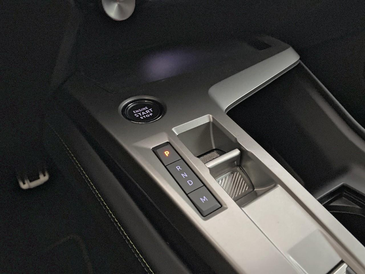 Peugeot 408 hybrid 145 e-dcs6 gt — photo 18