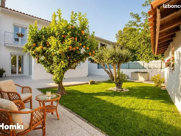 Villa 7 pièces 180 m²