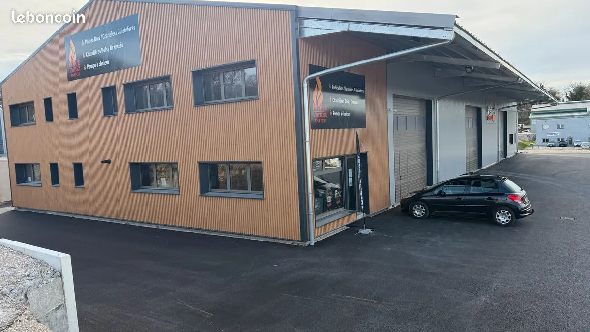 Photo 3