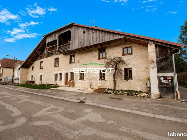 Ferme 12 pièces 250 m²