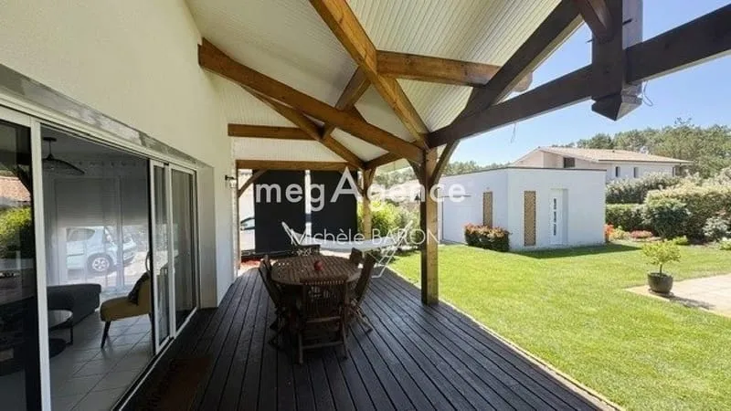 Photo 3
