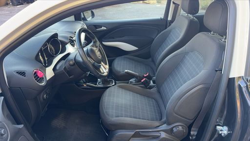Opel Adam 1.4 Twinport 87 Easytronic - Glam – 2016 – 55289 km – Essence – Boîte Automatique — photo 25