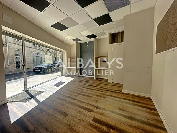 Local commercial 27 m²