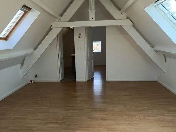 Appartement 2 pièces 43 m² (65 m² loi carrez)