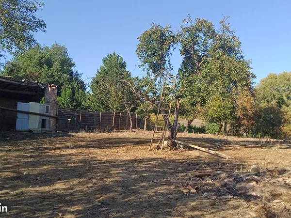 Terrain environ 1000m2